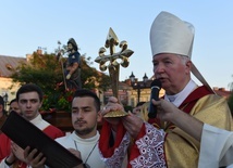 Błogosławieństwo na brzeskim rynku.