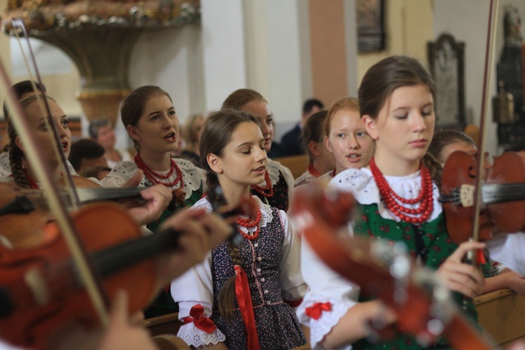 Poświęcenie Centrum Dialogu Kulturalnego i Społecznego "Karmel" w Baborowie