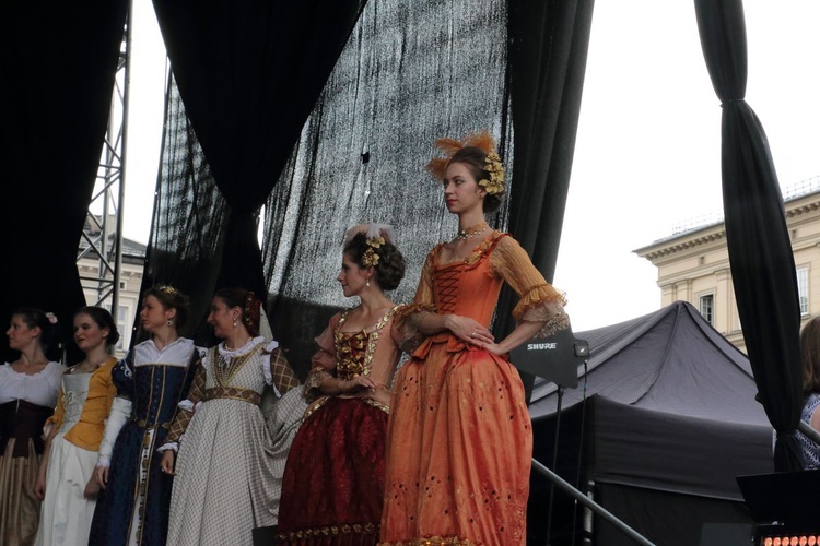 20. Festiwal Tańców Dworskich "Cracovia Danza" 2019 Kraków - Rynek Główny