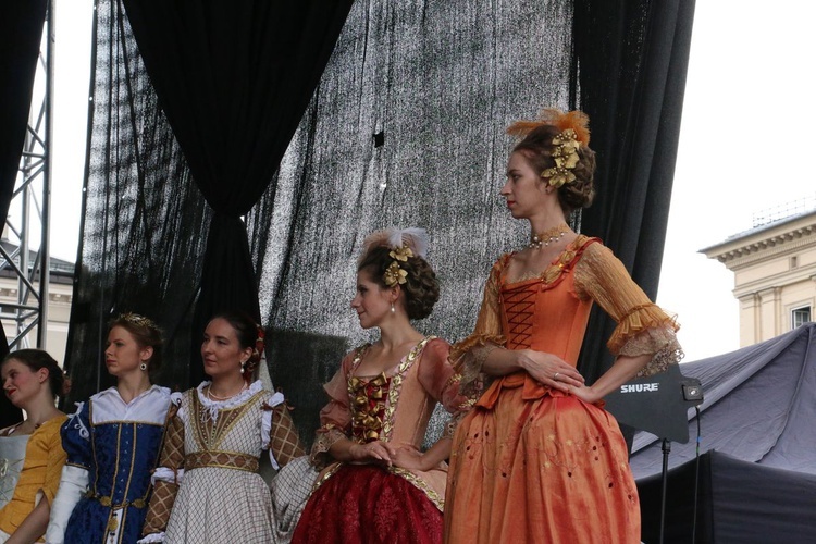 20. Festiwal Tańców Dworskich "Cracovia Danza" 2019 Kraków - Rynek Główny