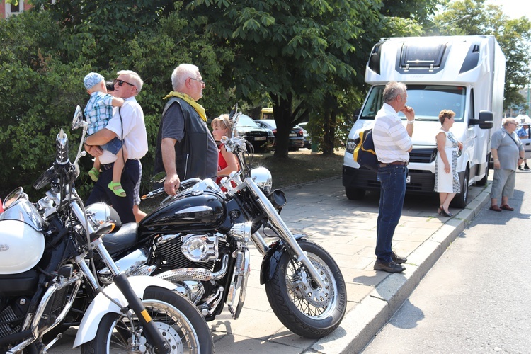 Błogosławienie pojazdów w Tychach