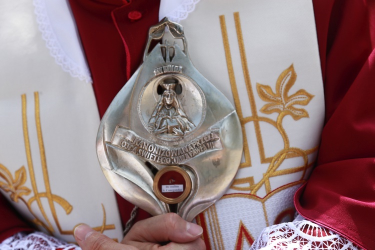 Janczowa. Relikwie św. Kingi