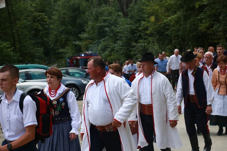 Janczowa. Relikwie św. Kingi