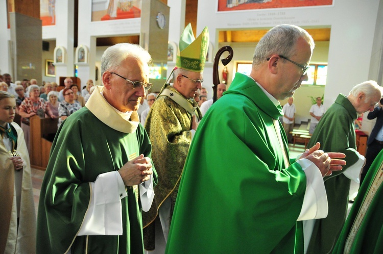 Podziękowanie ks. prał. Józefowi Diduchowi za lata posługi duszpasterskiej