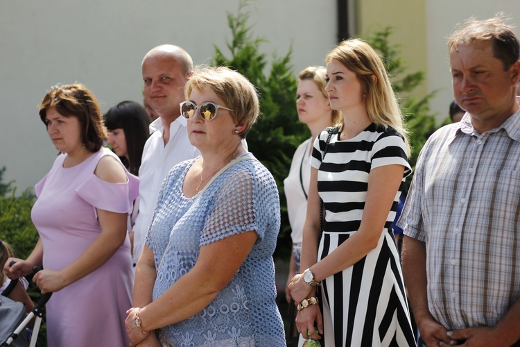 Poświęcenie nowego feretronu Matki Bożej i jubileusz kapłaństwa