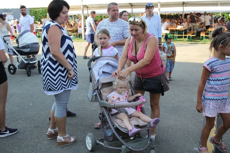 11. Biesiada fundacji "Krzyż Dziecka" w Pisarzowicach - 2019