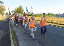 ▲	Każdy pielgrzym będzie mógł nieść maryjny obraz.