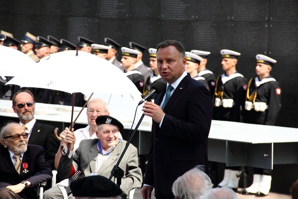 A. Duda do powstańców: Jesteście dla nas bezcennym skarbem historii