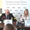 W konferencji udział wzięli p.o. dyrektor śląskiego oddziału NFZ Piotr Nowak i rzeczniczka NFZ Małgorzata Doros.