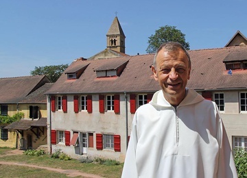 Brat Alois – przeor Wspólnoty z Taizé  – zaprasza do Wrocławia od 28 grudnia 2019  do 1 stycznia 2020.