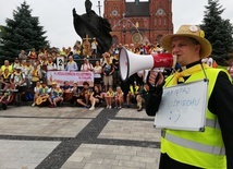 Piesza pielgrzymka rybnicka wyruszyła na Jasną Górę [ZDJĘCIA]