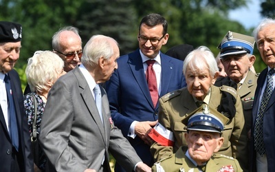 "Dziękuję za Waszą drogę życia, za walkę o wolną Ojczyznę"