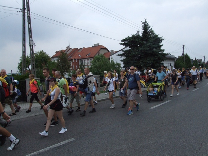 74 Piesza Rybnicka Pielgrzymka - przemarsz grup