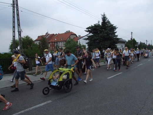 74 Piesza Rybnicka Pielgrzymka - przemarsz grup