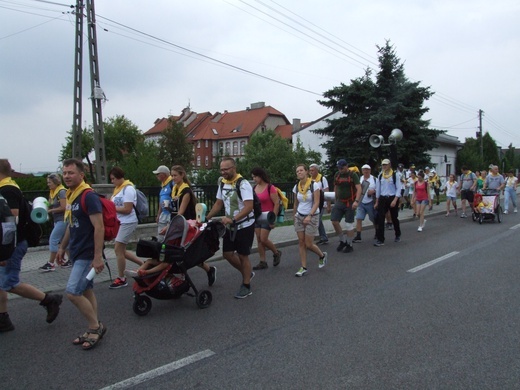 74 Piesza Rybnicka Pielgrzymka - przemarsz grup
