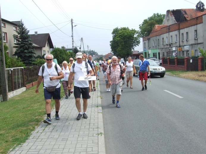 74 Piesza Rybnicka Pielgrzymka - przemarsz grup