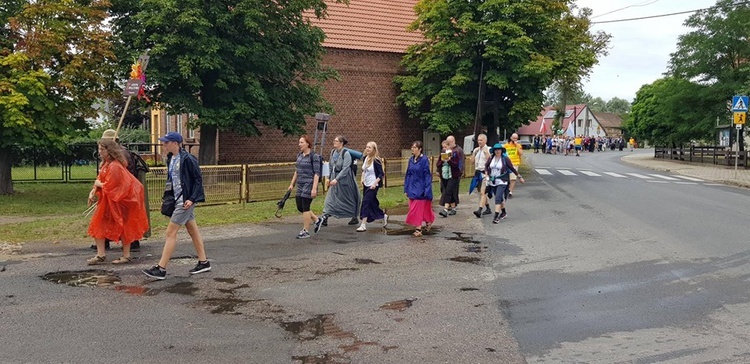 Pielgrzymka z Gorzowa Wlkp. na Jasną Górę - dzień I