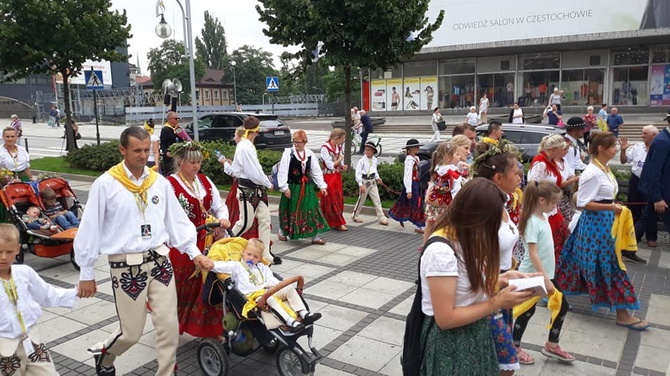 Wejście Pieszej Pielgrzymki Góralskiej na Jasną Górę 2019