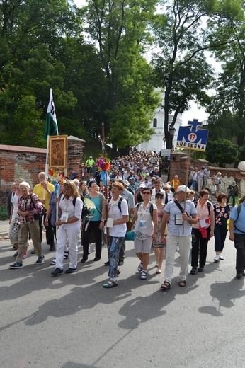 Wyjście pielgrzymów z Chełma