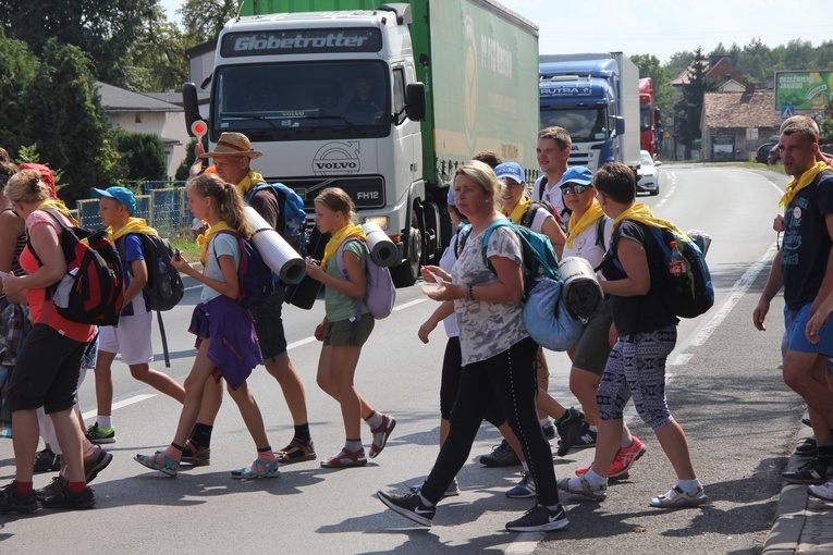 74. Piesza Rybnicka Pielgrzymka - postój w Górnikach