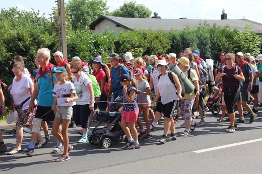 74. Piesza Rybnicka Pielgrzymka - postój w Górnikach