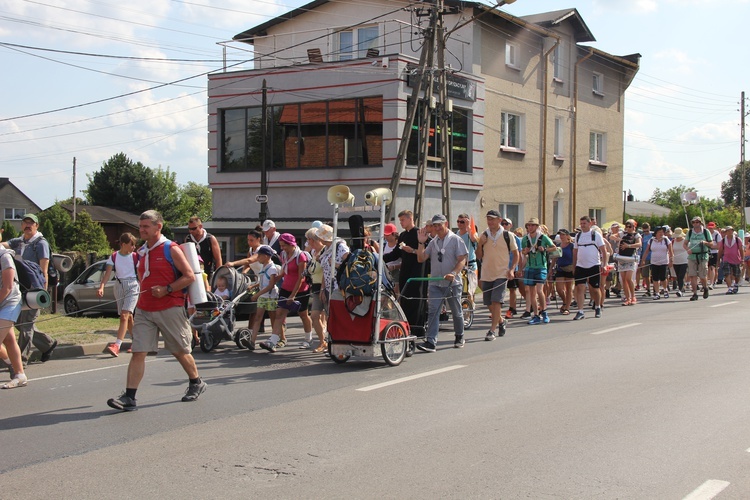 74. Piesza Rybnicka Pielgrzymka - postój w Górnikach