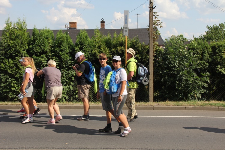 74. Piesza Rybnicka Pielgrzymka - postój w Górnikach