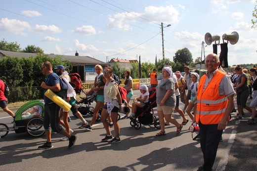 74. Piesza Rybnicka Pielgrzymka - postój w Górnikach