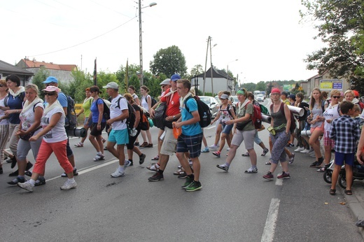 74. Piesza Rybnicka Pielgrzymka - postój w Górnikach