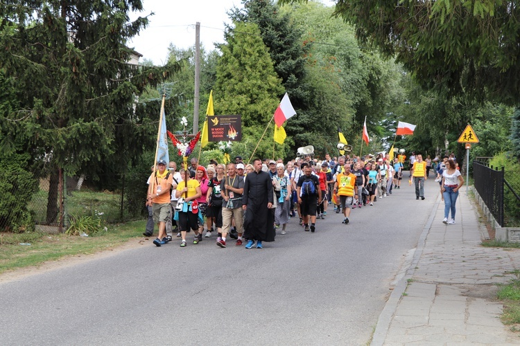 Kaszubska Pielgrzymka uczciła bohaterów powstania warszawskiego