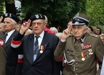 Uzbrojeni w odwagę. Wrocław złożył hołd powstańcom warszawskim