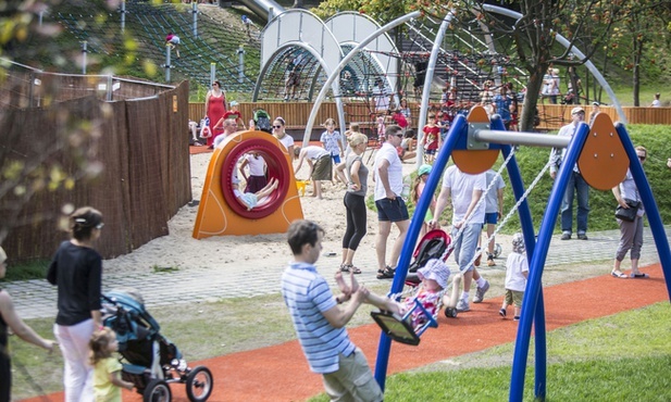 Rodziny, labolatorium humanizacji