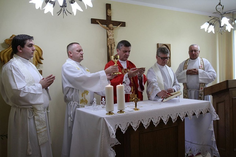 Powitanie sióstr nazaretanek w bielskim Domu Matki i Dziecka Caritas