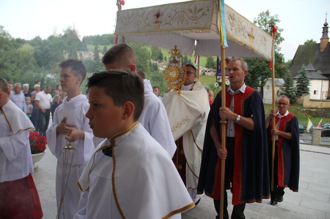 Krużlowa. Rozpoczęcie odpustu ku czci Przemienienia Pańskiego