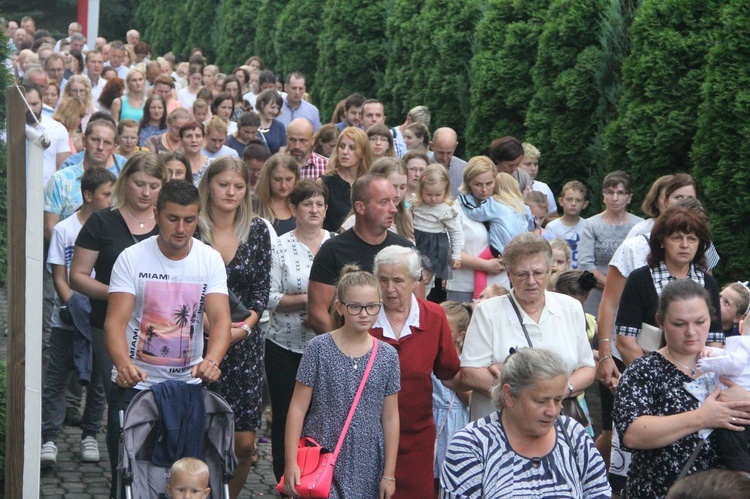 Krużlowa. Rozpoczęcie odpustu ku czci Przemienienia Pańskiego