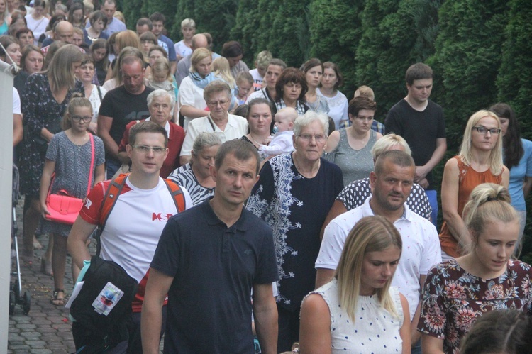 Krużlowa. Rozpoczęcie odpustu ku czci Przemienienia Pańskiego