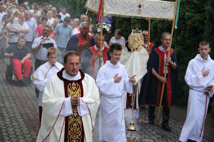 Krużlowa. Rozpoczęcie odpustu ku czci Przemienienia Pańskiego