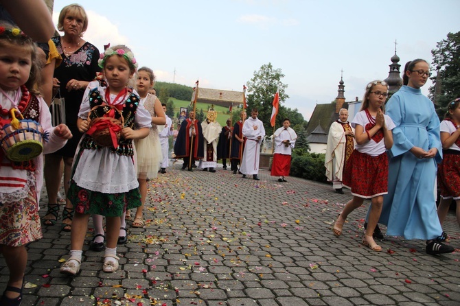 Krużlowa. Rozpoczęcie odpustu ku czci Przemienienia Pańskiego