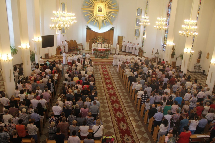 Krużlowa. Rozpoczęcie odpustu ku czci Przemienienia Pańskiego