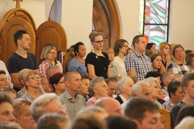 Krużlowa. Rozpoczęcie odpustu ku czci Przemienienia Pańskiego