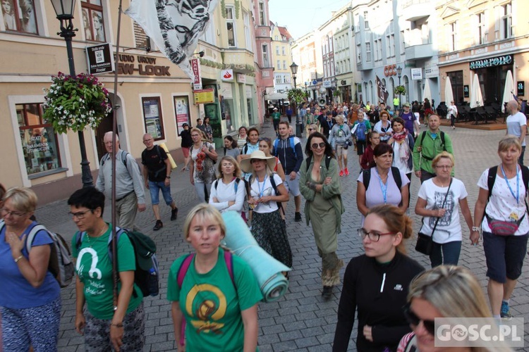 Pielgrzymi z Zielonej Góry już na szlaku