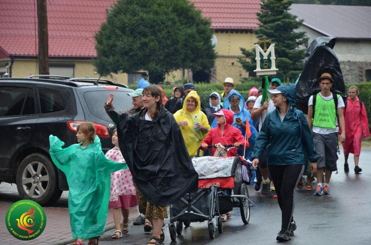 Dzień 2. PPDŚ: Pieszyce-Zwrócona (cz. 2)