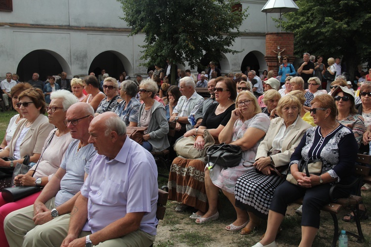 Pielgrzymka do Miedniewic