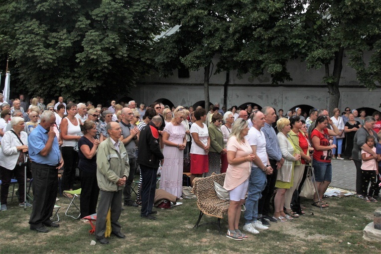 Pielgrzymka do Miedniewic