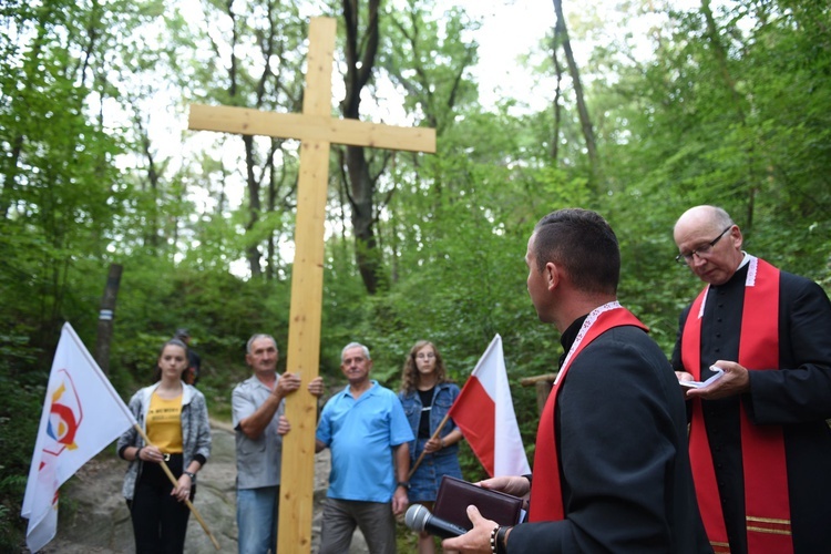 Droga Krzyżowa w Skamieniałym Mieście