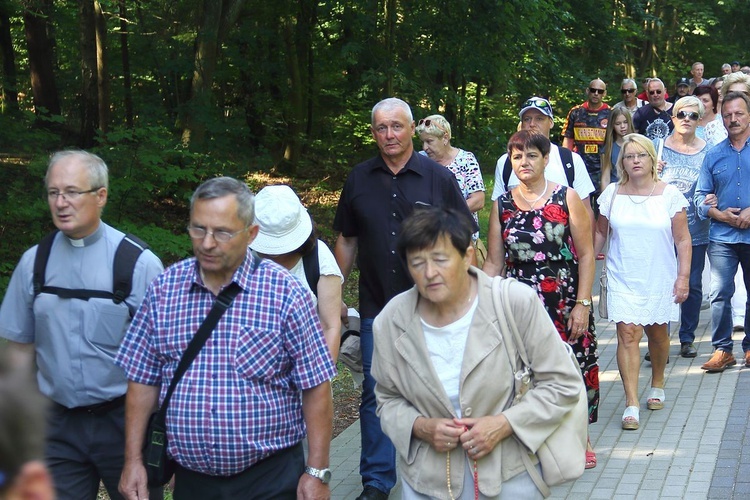 XXIX Ogólnopolska Pielgrzymka Trzeźwości na Górę Chełmską - cz. 1