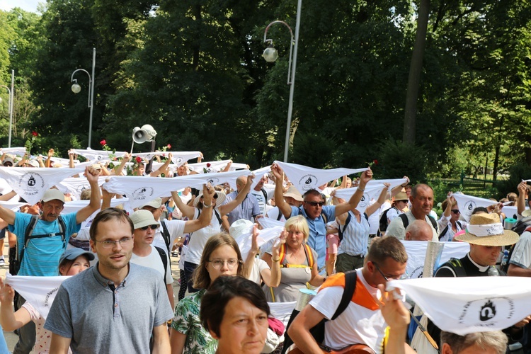 74. Piesza Rybnicka Pielgrzymka. Pątnicy u celu