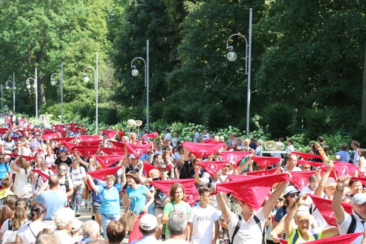 74. Piesza Rybnicka Pielgrzymka. Pątnicy u celu