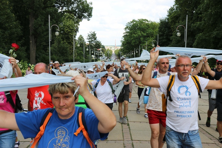 74. Piesza Rybnicka Pielgrzymka. Pątnicy u celu