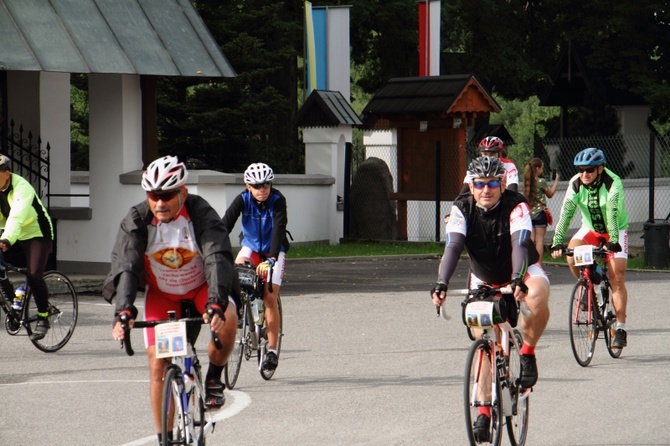 Rozpoczęcie 11. Góralskiej Pielgrzymki Rowerowej z Giewontu na Hel